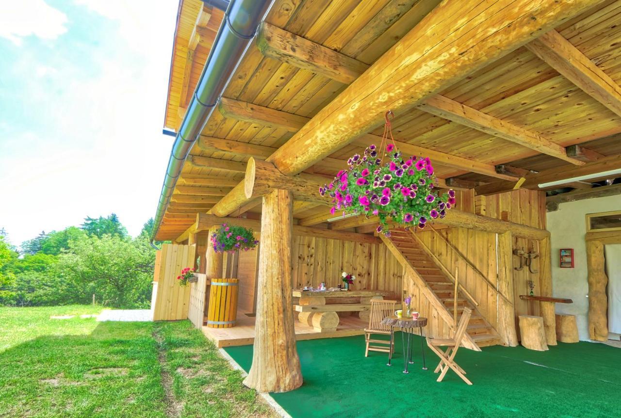 Glamping Brodej Hotel Vitanje Exterior foto