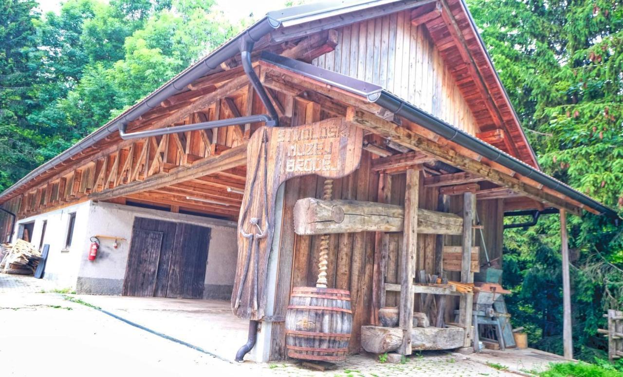 Glamping Brodej Hotel Vitanje Exterior foto